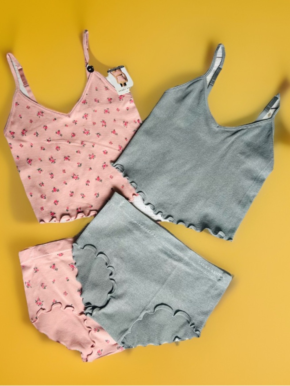 Laura Ashley Pink Floral Grey Ribbed Seamless Cropped Cami & Hipster Set 4pc NWT